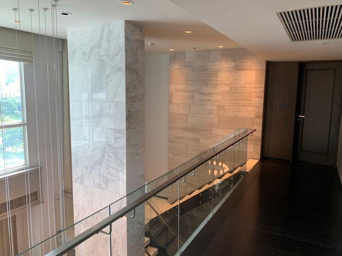 รูป The Crest Sukhumvit 24 (Duplex ห้องกว้าง มีห้องแม่บ้าน ใกล้ BTS พร้อมพงษ์) [CC-01] - รูปที่ 4/13