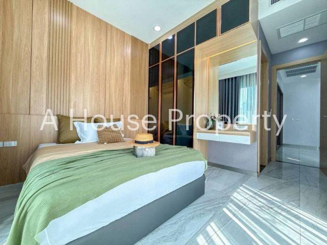 picture Luxury pool villa in a premium location near Map Prachan, Pattaya, offering a peaceful atmosphere. - 12/19