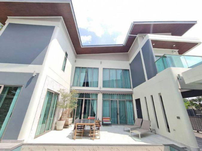 picture Luxury pool villa in a premium location near Map Prachan, Pattaya, offering a peaceful atmosphere. - 4/19
