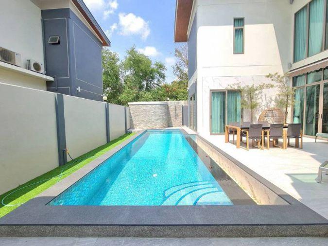 picture Luxury pool villa in a premium location near Map Prachan, Pattaya, offering a peaceful atmosphere. - 2/19