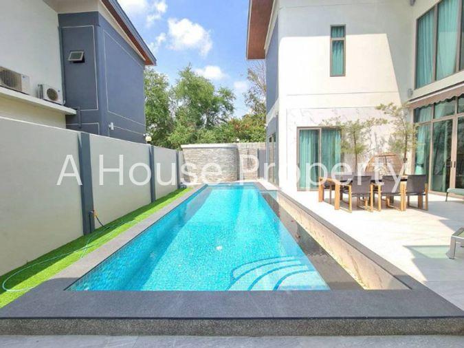 picture Luxury pool villa in a premium location near Map Prachan, Pattaya, offering a peaceful atmosphere. - 2/19