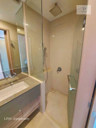 รูป ขายห้องชุด 1 ห้องนอน ชั้นสูง ตกแต่งครบครัน ในโครงการ Esse Asoke ทำเลดีเยี่ยม กรุงเทพฯ - รูปที่ 12/27