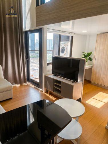 picture 🔥 [For Rent] Duplex 1 Bedroom at Chewathai Residence Asoke Condo – Near MRT Rama 9 🔥 - 8/9