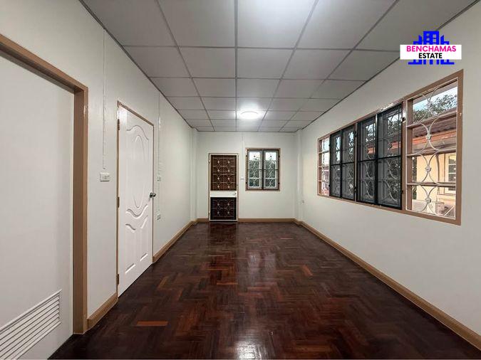 รูป 🔥 ขายบ้านเดี่ยวทำเลดี ✅ หมู่บ้าน วรารมย์ เพชรเกษม 81 (Vararom Phetkasem 81) - รูปที่ 9/14