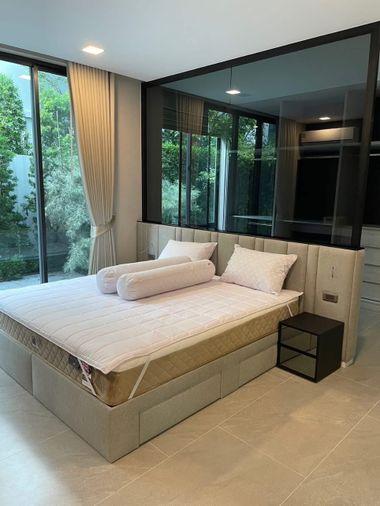 รูป ME2500203 ให้เช่าบ้านเดี่ยวหรู 3 ชั้น หลังใหญ่ VIVE กรุงเทพกรีฑา ใกล้รถไฟฟ้าสายสีเหลือง สถานีศรีกรีฑา - รูปที่ 9/13