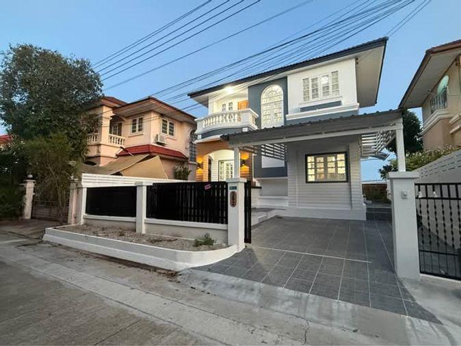 รูป 🔥 ขายบ้านเดี่ยวทำเลดี ✅ หมู่บ้าน วรารมย์ เพชรเกษม 81 (Vararom Phetkasem 81) - รูปที่ 2/14
