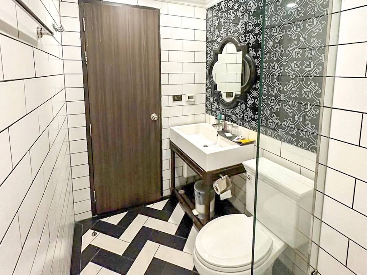 รูป Venetian Signature Condo Resort Pattaya for Rent Pool View - รูปที่ 7/11