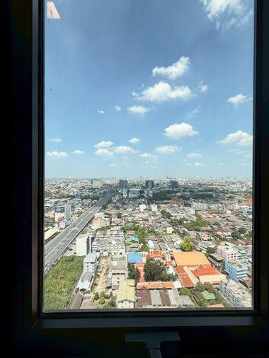 รูป วิวหลวงพ่อวัดปากน้ำ ชั้นสูง 33! 🌃 Life Sathorn Sierra ห้องแต่งสวย Good Mood มี Walk-in Closet สัญญา 2 ปี ราคาพิเศษ ✨ - รูปที่ 4/18