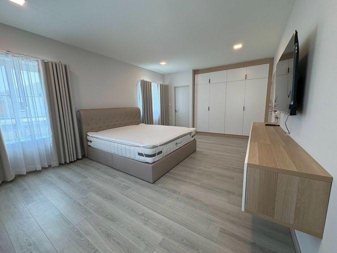 รูป ให้เช่าบ้านเดี่ยว ชัยพฤกษ์ บางนา กม.15 - 3 ห้องนอน 184 ตร.ม. ตกแต่งบิ้วอินครบ REF. 068HRG - รูปที่ 16/24