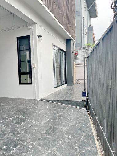 picture Hk0667, Home Office for rent 5 Br, Sutthisan. - 3/22