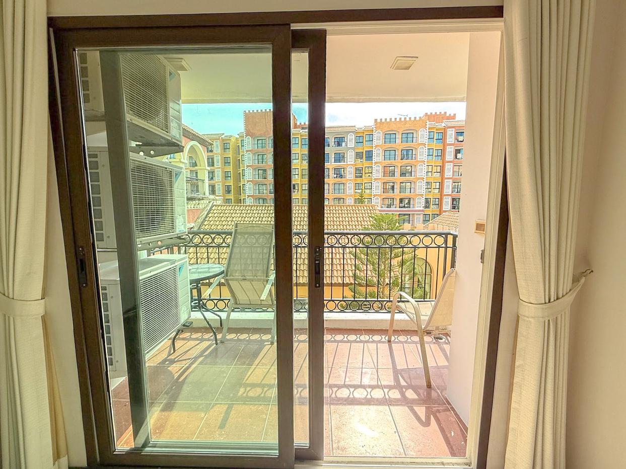 รูป Venetian Signature Condo Resort Pattaya for Rent Pool View - รูปที่ 9/11