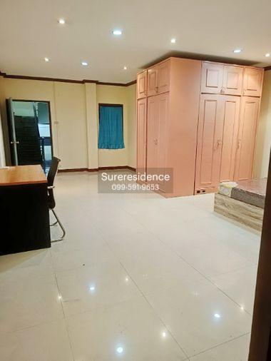 picture HK0657, Townhome for rent 6 Br, Huai Khwang. - 12/18