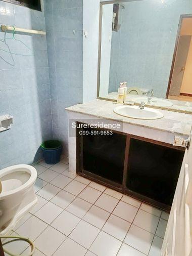 picture HK0657, Townhome for rent 6 Br, Huai Khwang. - 14/18