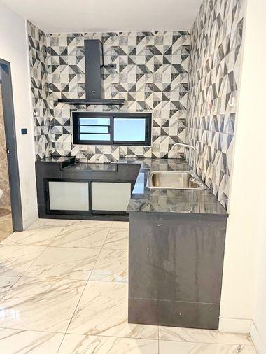picture Hk0667, Home Office for rent 5 Br, Sutthisan. - 5/22
