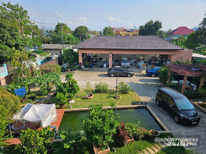 picture Resort-Style Living in Bangkok: Massive 650 Sq.m. Estate with Private Pool & Jacuzzi ✨ - 42/46