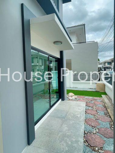 picture Urgent sale! Detached house in The Complete Sriracha project. Excellent condition, great value. - 17/19