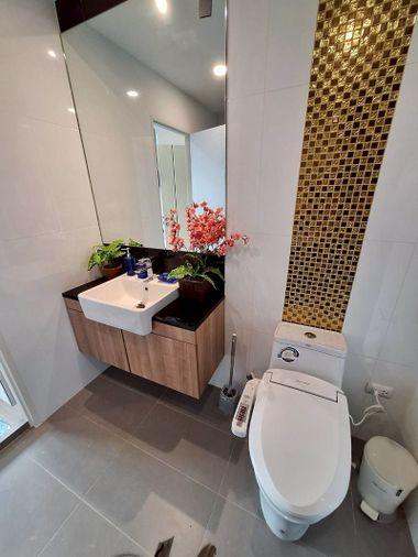 picture Condo Plus Sriracha for rent. New, clean room, ready to move in immediately. - 10/14