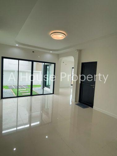 picture Urgent sale! Detached house in The Complete Sriracha project. Excellent condition, great value. - 3/19