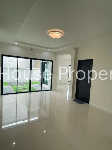 picture Urgent sale! Detached house in The Complete Sriracha project. Excellent condition, great value. - 3/19