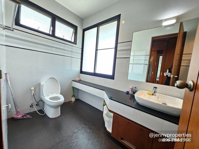 picture Resort-Style Living in Bangkok: Massive 650 Sq.m. Estate with Private Pool & Jacuzzi ✨ - 38/46