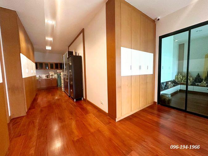 picture Resort-Style Living in Bangkok: Massive 650 Sq.m. Estate with Private Pool & Jacuzzi ✨ - 19/46