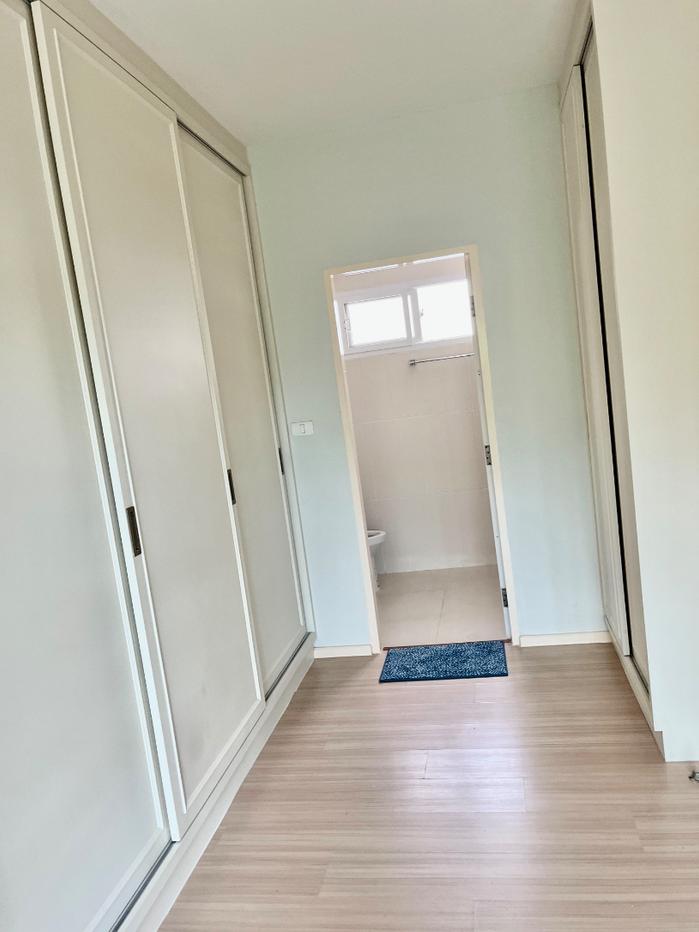 รูป ให้เช่า Townhome 3 ชั้น บ้านกลางเมือง พระราม 9 – มอเตอร์เวย์ เฟอร์นิเจอร์ครบ พร้อมเข้าอยู่ หน้าบ้านไม่ชนใคร เดินทางสะดวก ใกล้สนามบินสุวรรณภูมิ - รูปที่ 13/23