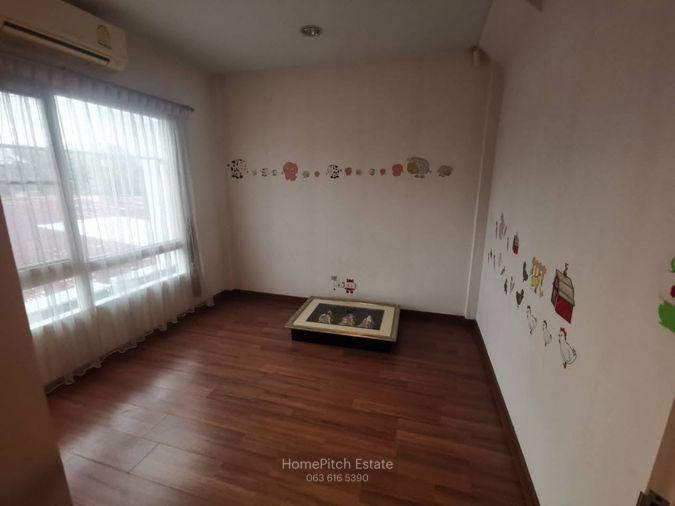 รูป บ้านกลางกรุง แกรนด์เวียนนา พระราม 3 ขายทาวน์โฮม 3 ชั้น 3 ห้องนอน โทร 063-6165390 - รูปที่ 12/15