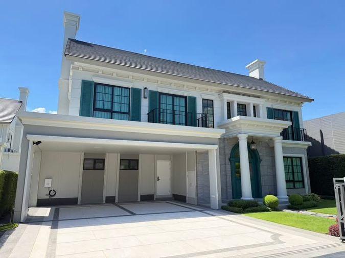 รูป ME2500208 บ้านหรูวิวทะเลสาบ 2 ชั้น พร้อมอยู่ ณริณสิริ กรุงเทพกรีฑา ใกล้ รร.นานาชาติ Brighton College ทางด่วน และท่าอากาศยานสุวรรณภูมิ  - รูปที่ 1/20