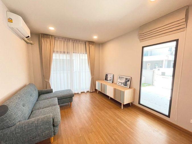รูป 🎀🏡😊 เช่าบ้าน เซนโทร บางนา (Centro Bangna) พร้อมเข้าอยู่ ใกล้Megaบางนา - รูปที่ 6/12