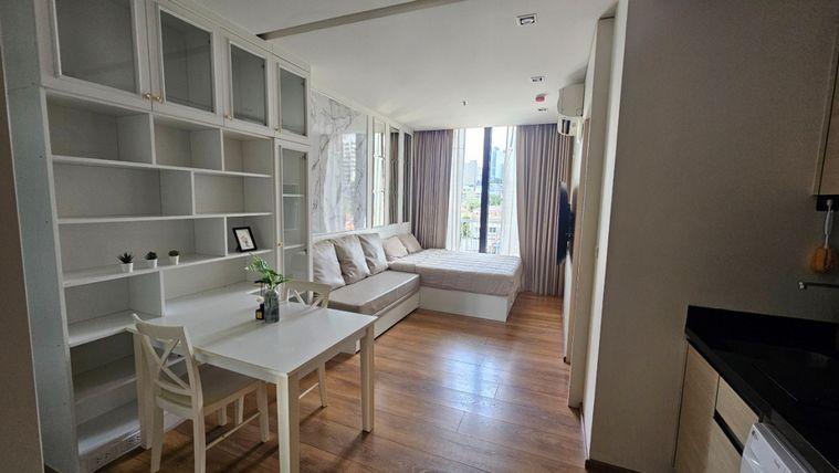 รูป P-40201 ชวนชมห้องสวยทำเลดี คอนโดแต่งครบ Park 24 ใกล้ BTS พร้อมพงษ์ และดิเอ็มโพเรี่ยม Line: @easythaihome 085-592-2897 - รูปที่ 1/11