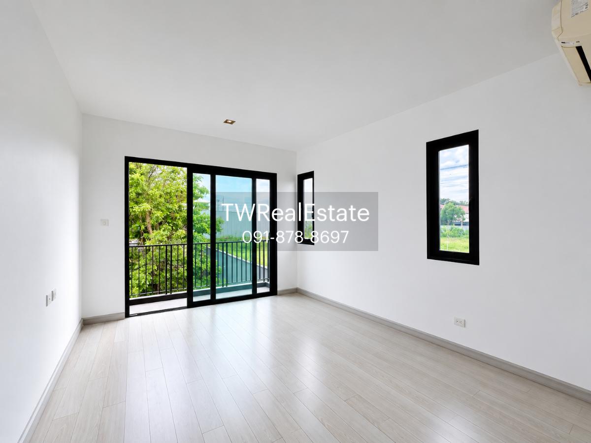รูป ขายบ้านเดี่ยวหลังมุม Britania Srinakarin บ้านใหม่ ไม่เคยเข้าอยู่ ใกล้รถไฟฟ้าสายสีเหลือง สถานีศรีด่าน พร้อมพื้นที่รอบบ้านกว้างกว่าบ้านมาตรฐาน - รูปที่ 13/29