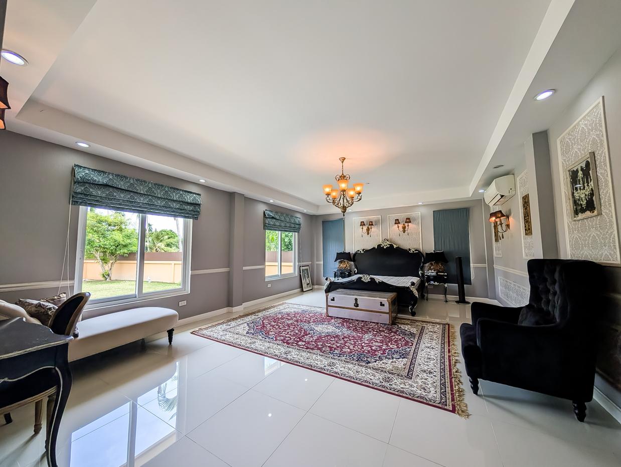 รูป Luxury Pool Villa for Sale Huay Yai East Pattaya - รูปที่ 10/20
