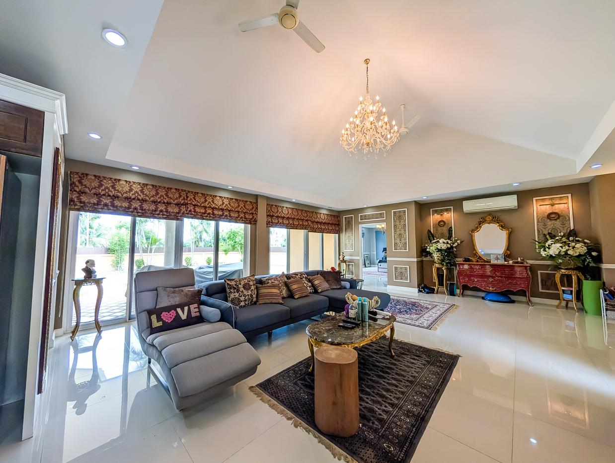 รูป Luxury Pool Villa for Sale Huay Yai East Pattaya - รูปที่ 5/20