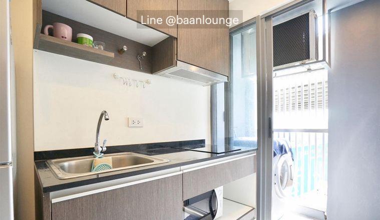 picture Moniiq Sukhumvit 64, Corner Unit, Next to Fire Escape, Near BTS Punnawithi - 6/9