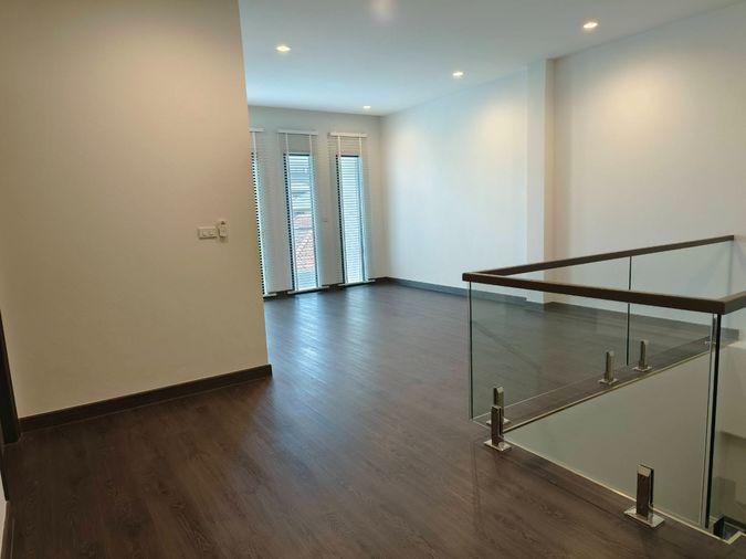 picture Single house Sukhumvit 65 (Ekkamai), rare location! Near BTS Ekkamai, ready to move in.(H6901) - 2/13