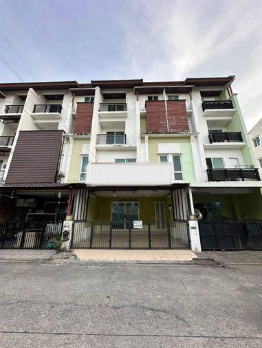 รูป 🔥 ขายต่ำกว่าราคาประเมิน! นัมเบอร์วัน ทาวน์โฮม วงแหวนบางนา–ราม 2 (Number One Townhome Bangna–Ram 2) | ใกล้ Mega บางนา และสนามบินสุวรรณภูมิ - รูปที่ 1/15