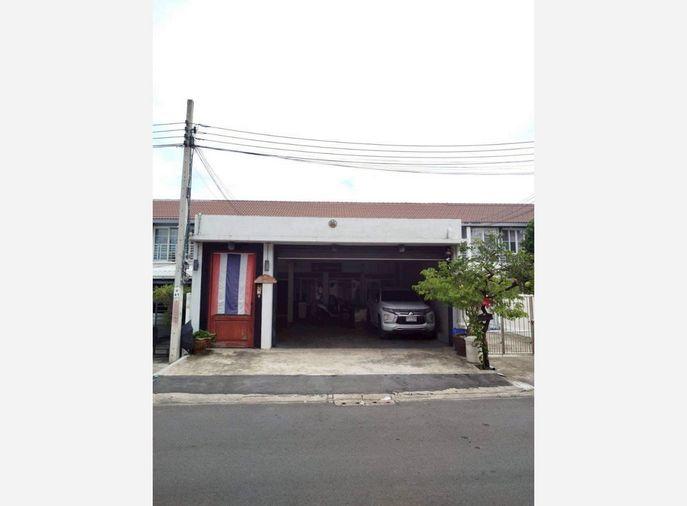 picture Call : 094-419-9594 Two adjoining townhouses 66 sq.wa 4 Beds 4 Baths Soi Kamphaeng Phet 6, Laksi - 1/12