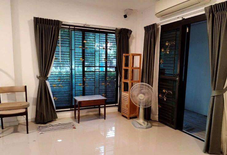 รูป ขายด่วน บ้านแฝดหลังใหญ่ ใกล้โรงเรียนสารสาสน์ประชาอุทิศ และ โรงเรียนสารสาสน์วิเทศศึกษา - รูปที่ 6/10