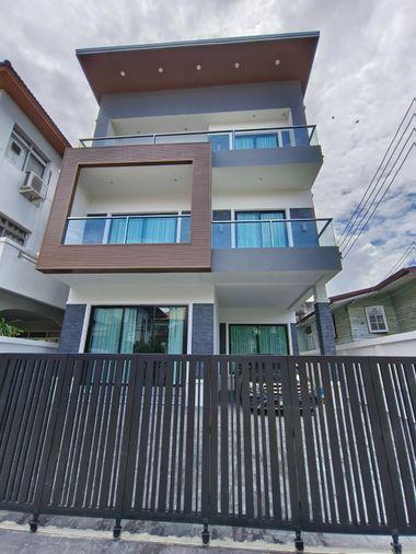picture Single house Sukhumvit 65 (Ekkamai), rare location! Near BTS Ekkamai, ready to move in.(H6901) - 1/13