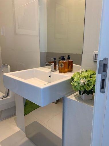 picture Duplex Penthouse Condo, Equinox Phaholyothin, overlooking Vibhavadi Rangsit Road. - 12/20