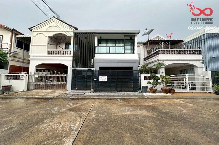 รูป ขายทาวน์เฮาส์ 2 ชั้น หมู่บ้านศีขริน รามคำแหง 24 ใกล้ ม.เอแบค ม.รามคำแหงหัวหมาก 27 ตร.ว. รีโนเวทใหม่ - รูปที่ 1/12
