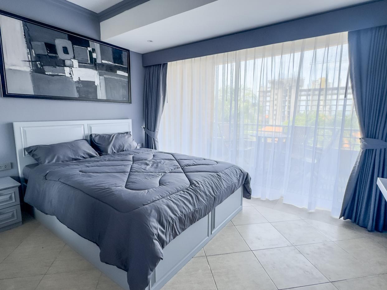 picture Executive Residence 2 2 Bedroom Condo for Sale Pratumnak - 8/16