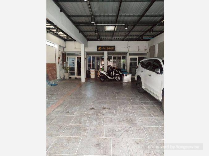 picture Call : 094-419-9594 Two adjoining townhouses 66 sq.wa 4 Beds 4 Baths Soi Kamphaeng Phet 6, Laksi - 3/12