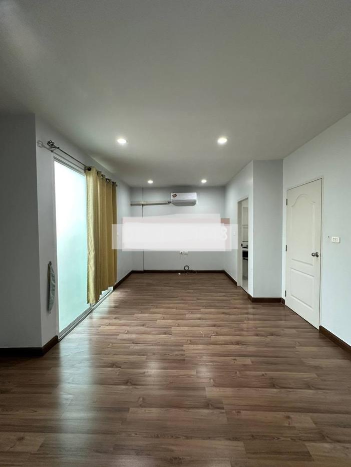 รูป 🔥 ขายต่ำกว่าราคาประเมิน! นัมเบอร์วัน ทาวน์โฮม วงแหวนบางนา–ราม 2 (Number One Townhome Bangna–Ram 2) | ใกล้ Mega บางนา และสนามบินสุวรรณภูมิ - รูปที่ 4/15