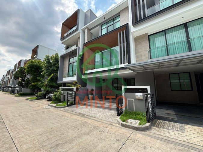 รูป 🏡 ทาวน์โฮมหรู 3 ชั้น ทำเลทองกรกรุงเทพกรีฑาตัดใหม่! จดทะเบียนบริษัทได้ แต่งครบพร้อมอยู่ ✨ - รูปที่ 19/22