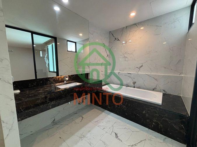 รูป 🏡 ทาวน์โฮมหรู 3 ชั้น ทำเลทองกรกรุงเทพกรีฑาตัดใหม่! จดทะเบียนบริษัทได้ แต่งครบพร้อมอยู่ ✨ - รูปที่ 13/22