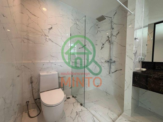 รูป 🏡 ทาวน์โฮมหรู 3 ชั้น ทำเลทองกรกรุงเทพกรีฑาตัดใหม่! จดทะเบียนบริษัทได้ แต่งครบพร้อมอยู่ ✨ - รูปที่ 10/22
