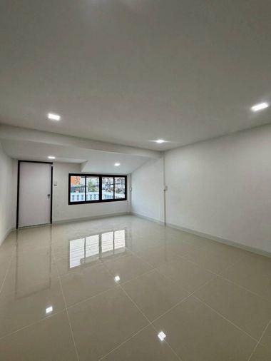 picture ⭐✨RH-027 Townhouse for Sale at Saithongniwet ✨⭐ - 17/20