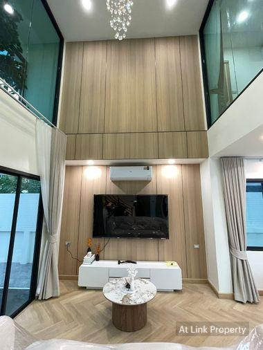 รูป 🔥🔥🎯ขายด่วน...บ้านเดี่ยวหลังริม สไตล์ Modern Craftmanship 🔥🔥 โซนนวมินทร์-ประเสริฐมนูกิจ-นวลจันทร์-บางกะปิ-ลาดพร้าว (T01498) - รูปที่ 8/29