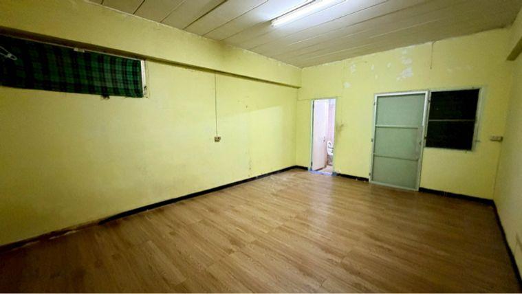 รูป สมฤทัยคอนโด ห้องใหญ่พร้อมอยู่ ราคาถูก - รูปที่ 2/13